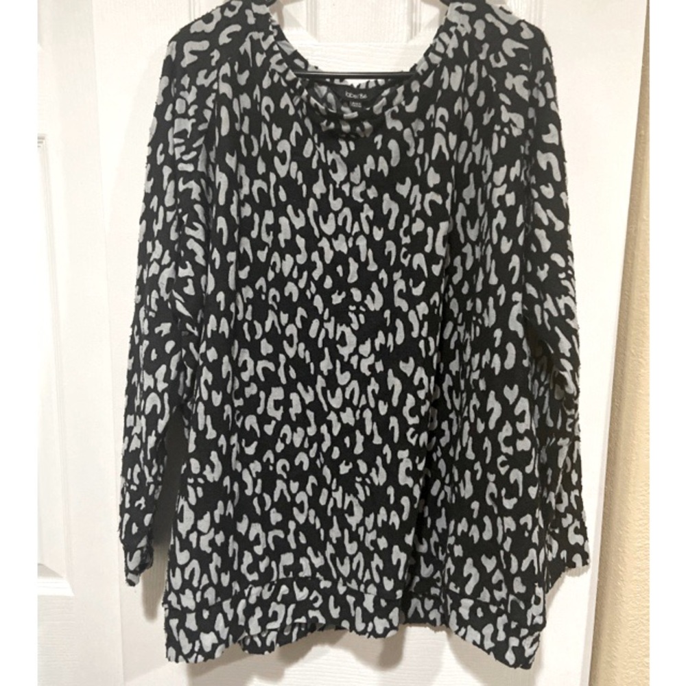 Plus Size Leopard Print Sweatshirt - Size 20
